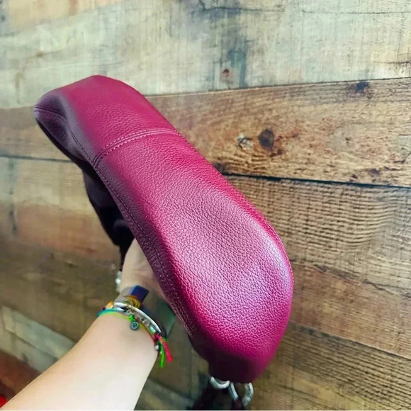 NWOT Rare Brighton Heart ♥️ Charm W Tassel Red/Burgundy Barbados Ziptop Hobo - Picture 7 of 13